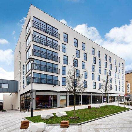 Modern Studios, Oxford - Sk Luaran gambar